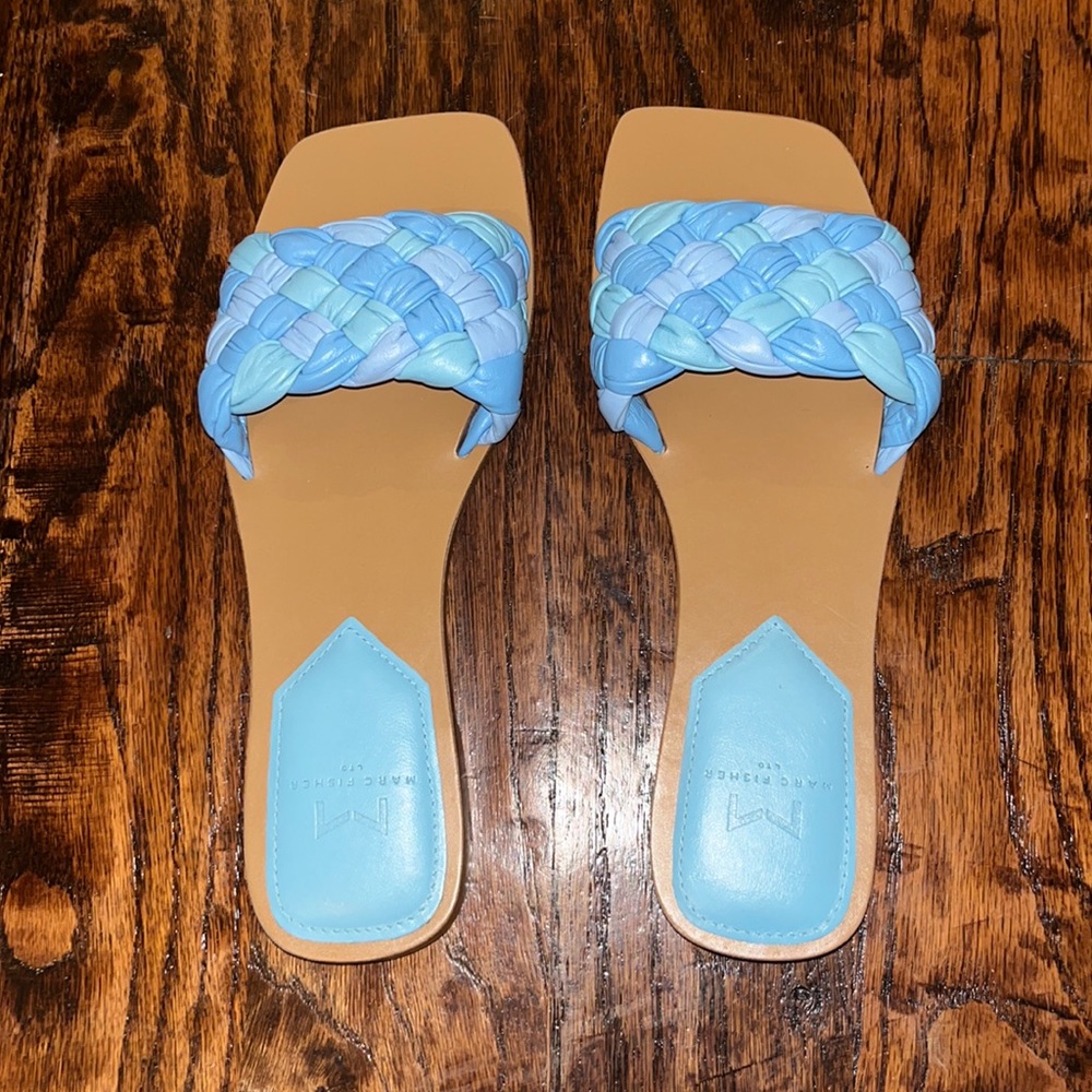Marc fisher sandles